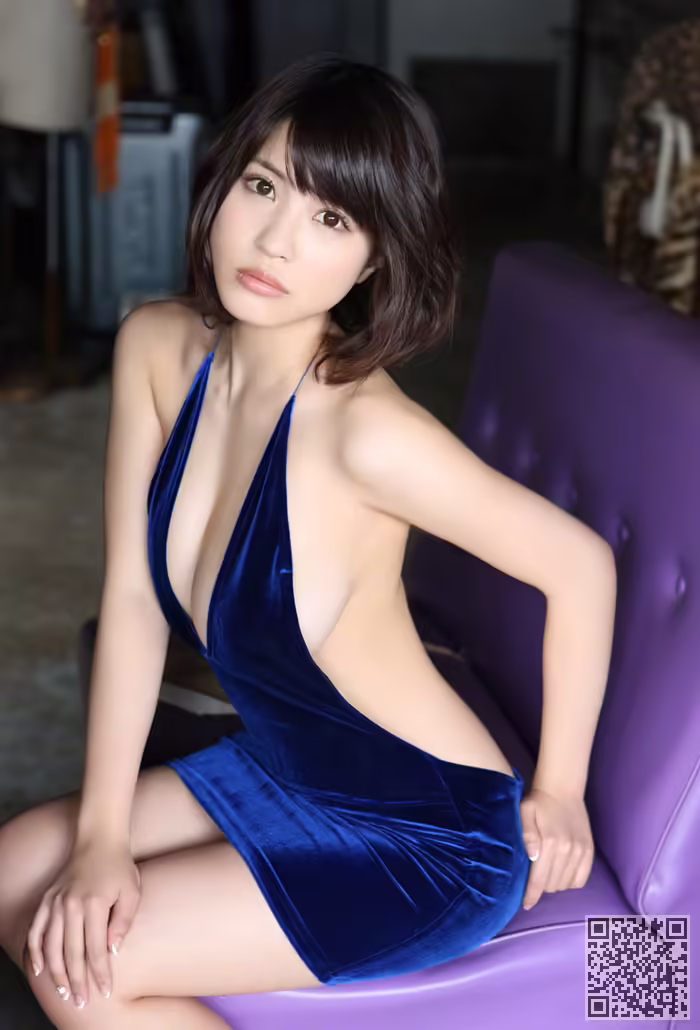 日本美女、岸明日香、巨乳