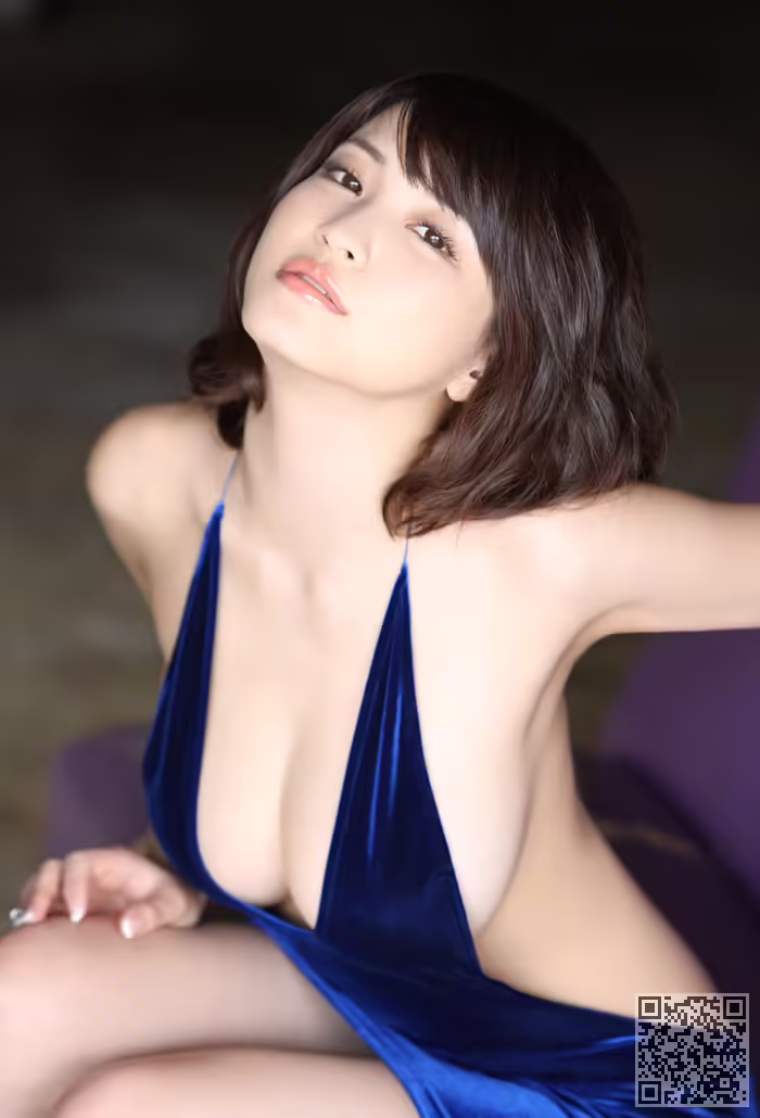 日本美女、岸明日香、巨乳