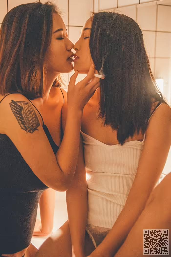 姐妹花、诱惑、双飞