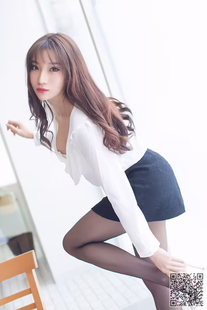 丽人、小狐狸、酥胸
