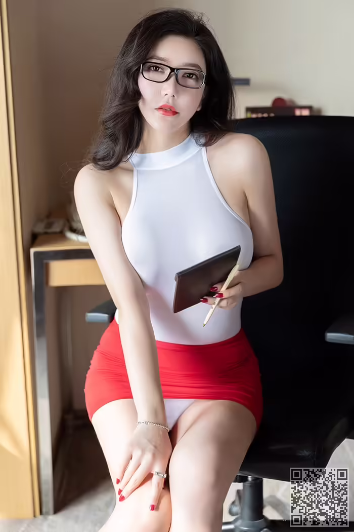 秘书、心妍、丰乳肥臀