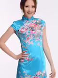 美是旗袍的精神安装非常迷人