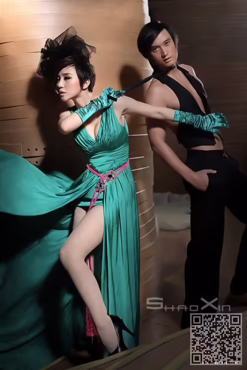 阿朵、男人装、写真集