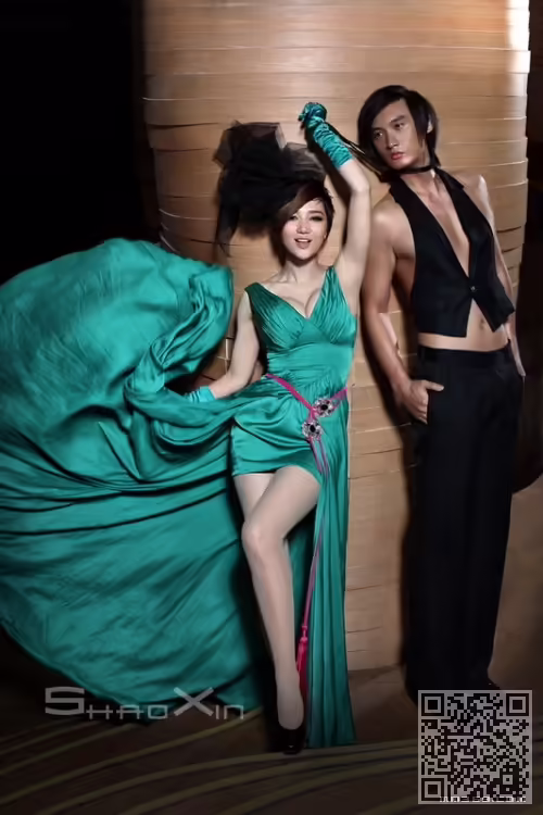 阿朵、男人装、写真集