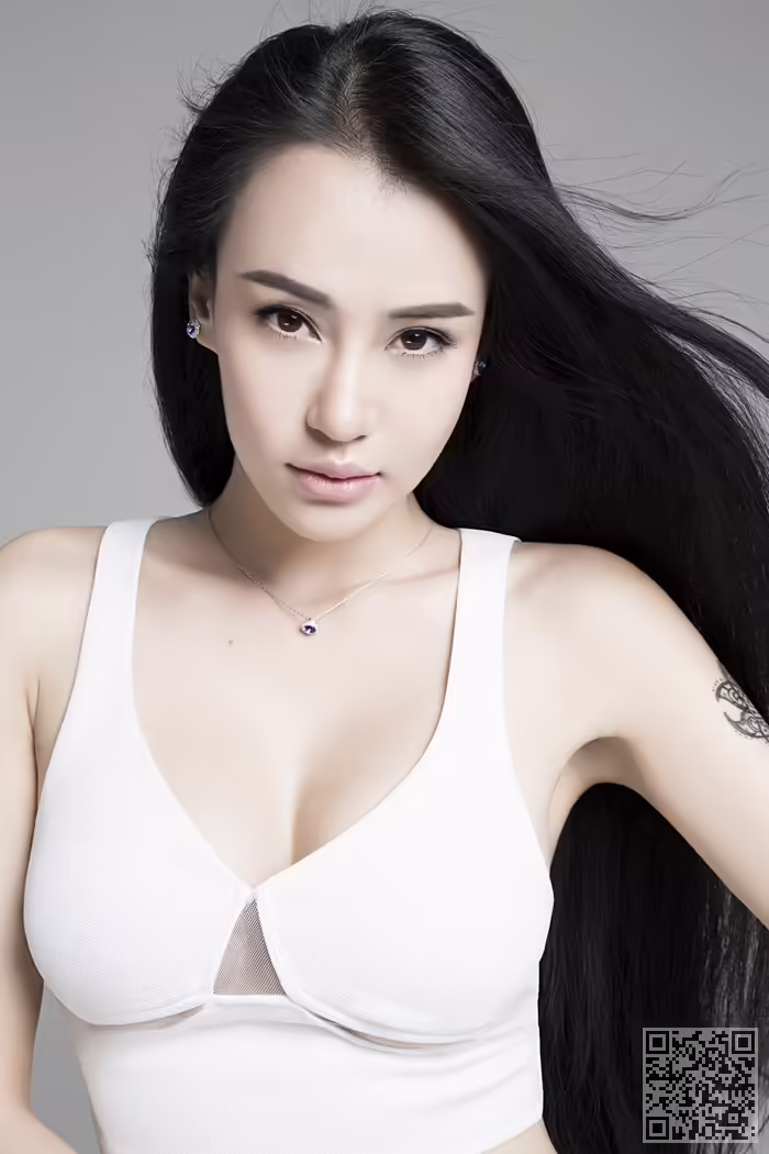 瑜伽女王、母其弥雅