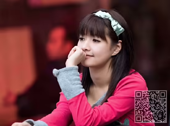 西安大学、校花、红美丽