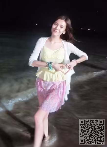 中戏校花、王希维