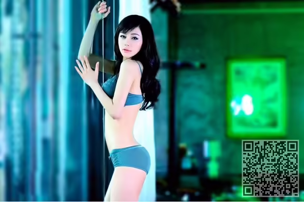 美女校花、张琳晗、性感、内衣秀