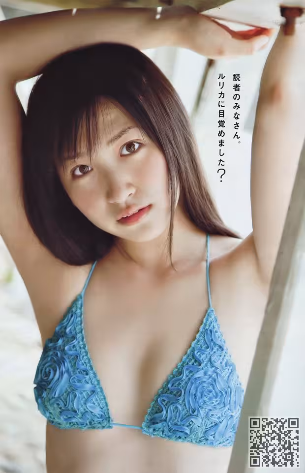 可爱性感日本顶级校花山本梓