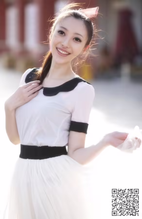 张莫霏