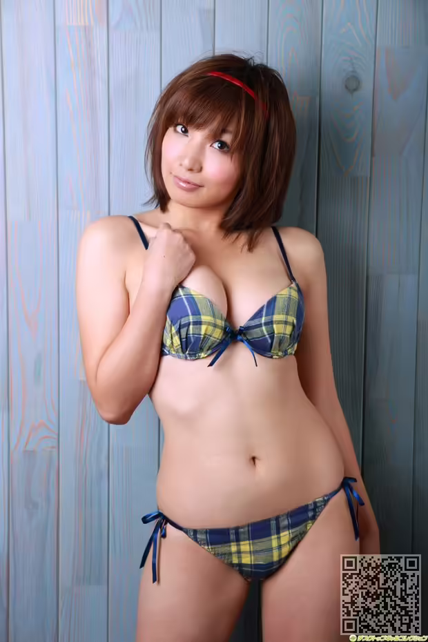 性感女郎、夏垣佳奈、写真