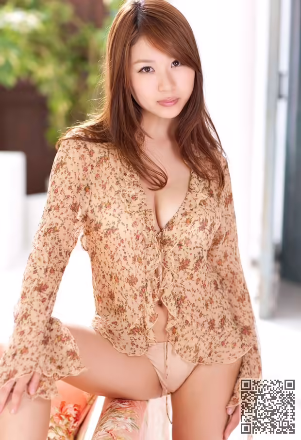 巨乳MM、性感写真