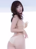 超级性感的MM yoshikiりさ白嫩的皮肤