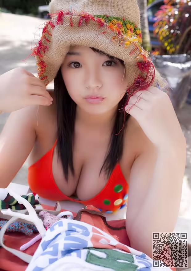 筱崎爱