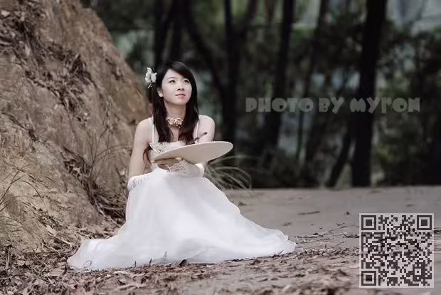美女画家