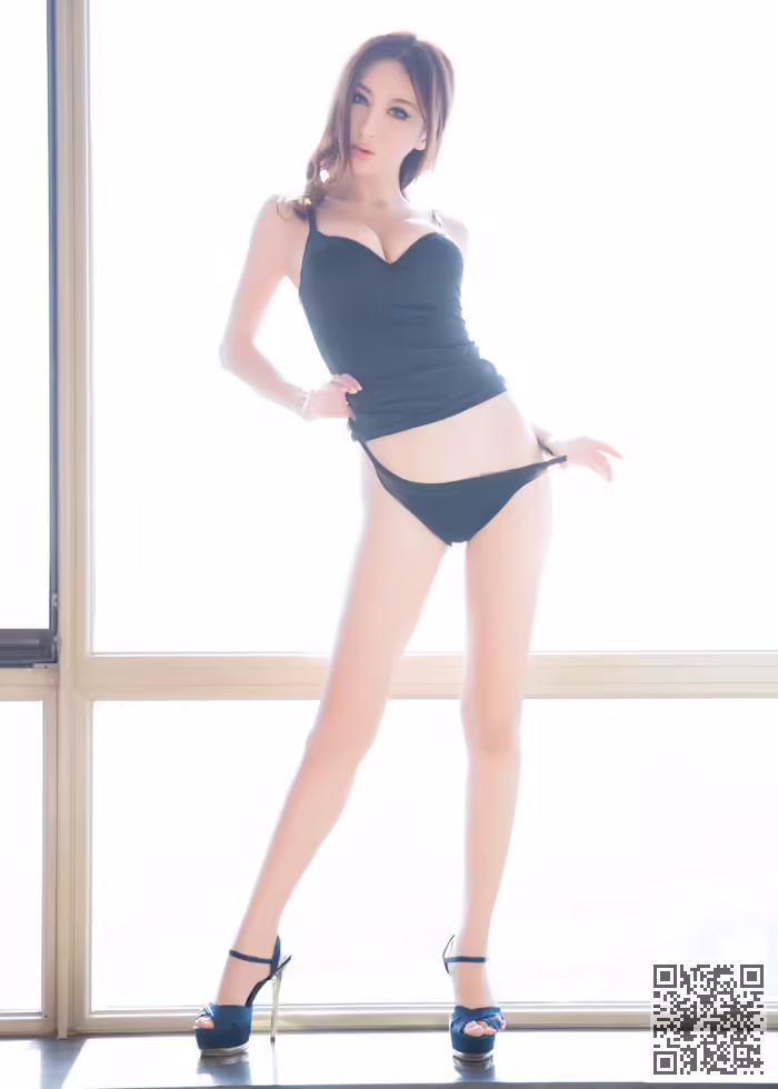 诗朵雅、内衣秀
