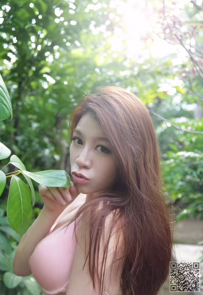 美女模特、嘉宝贝儿
