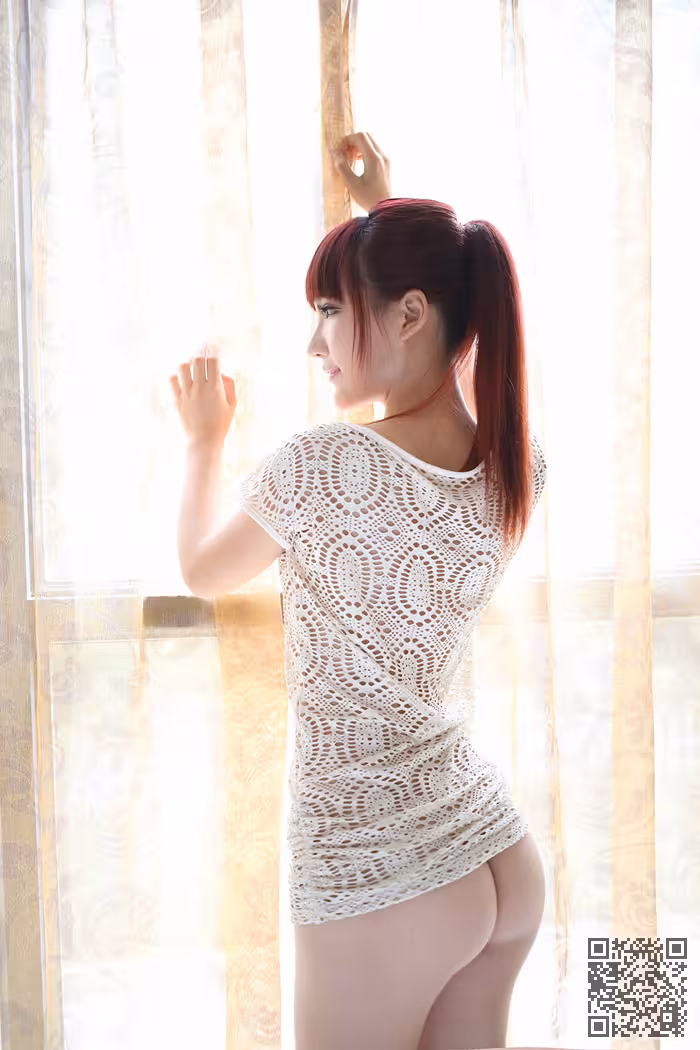 极品嫩模妮儿高清比基尼写真