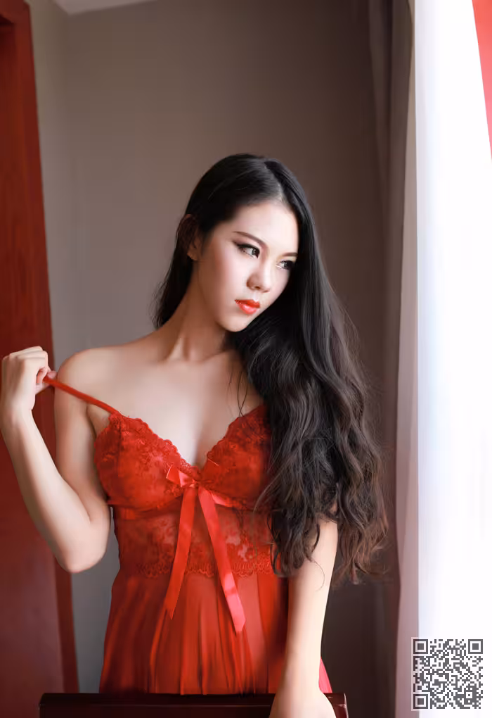 美媛馆mm米尔Dear红色蕾丝睡衣