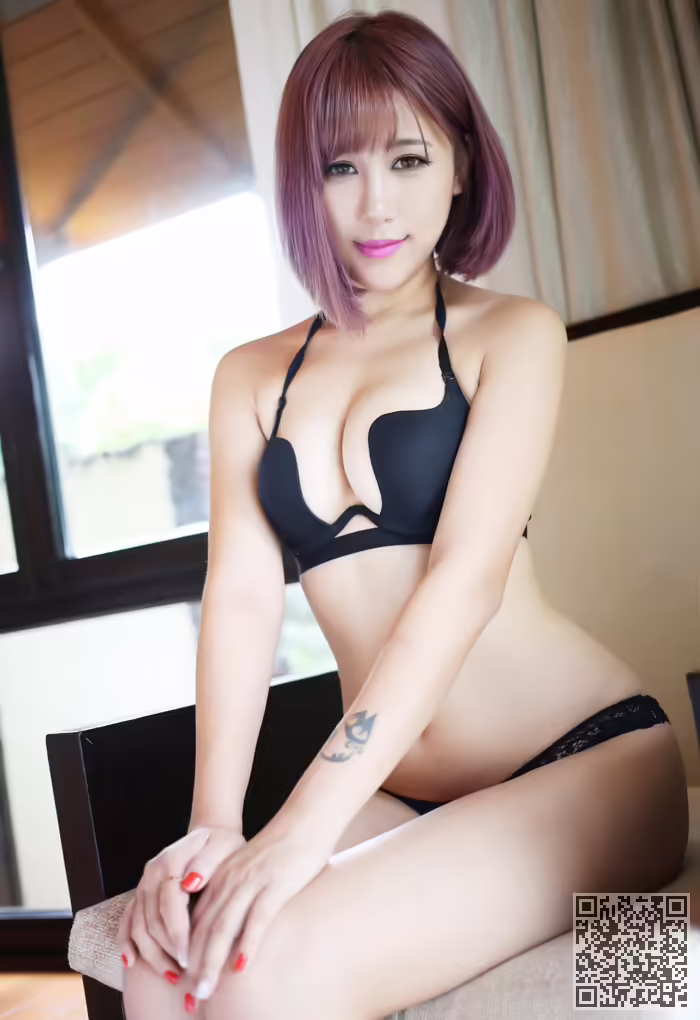 美媛馆、伊雨蔓、股沟