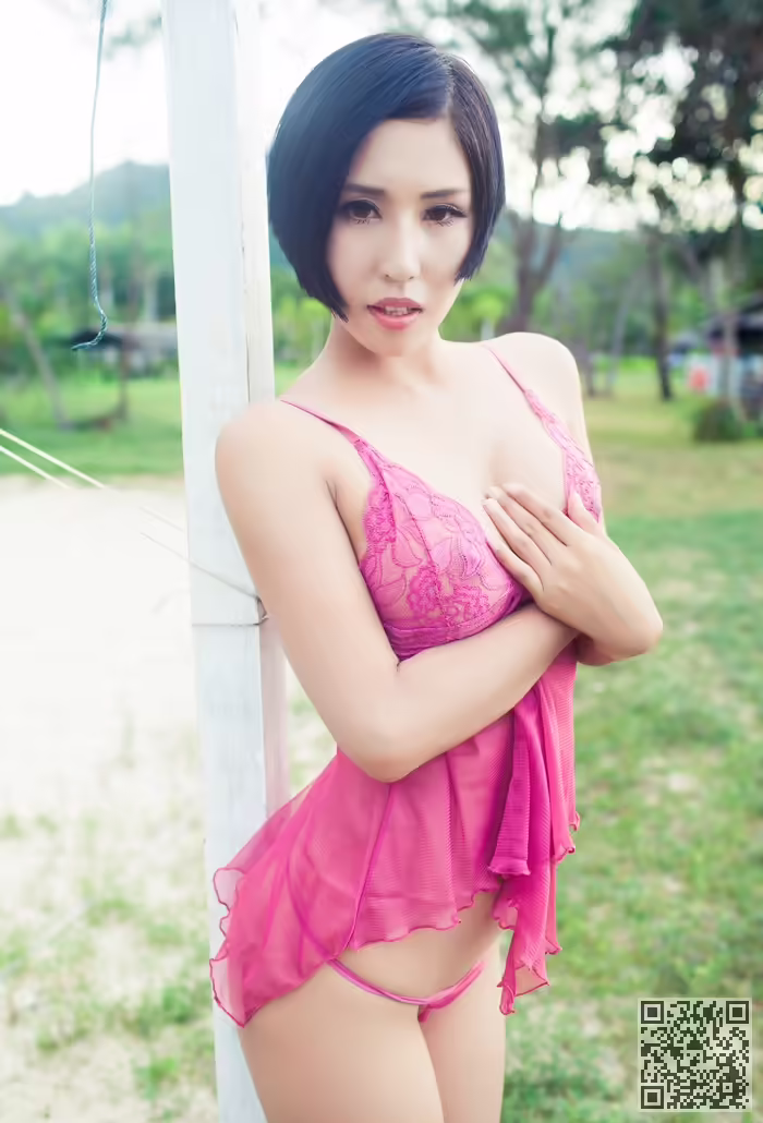 丁字裤、性感美女