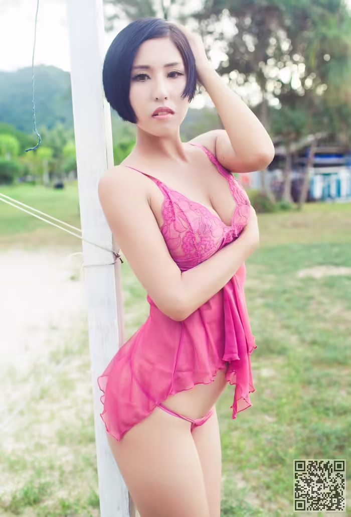 丁字裤、性感美女