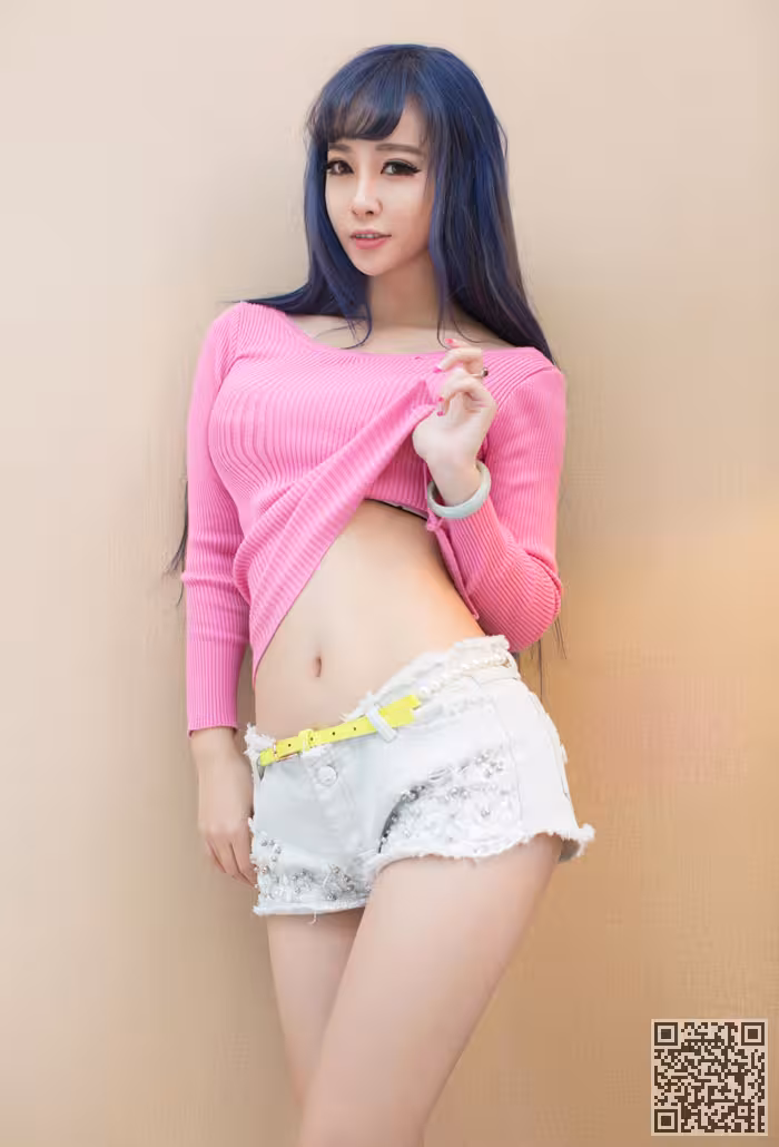 尤果小可爱美长腿大胆情趣内衣秀