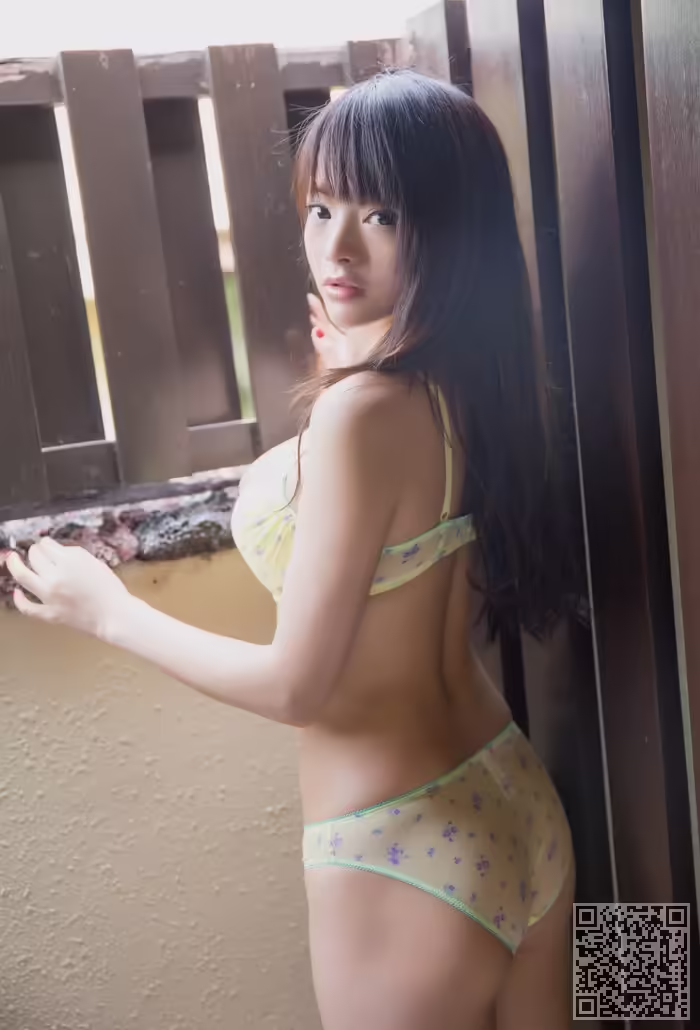 歪歪、李玲、前凸后翘
