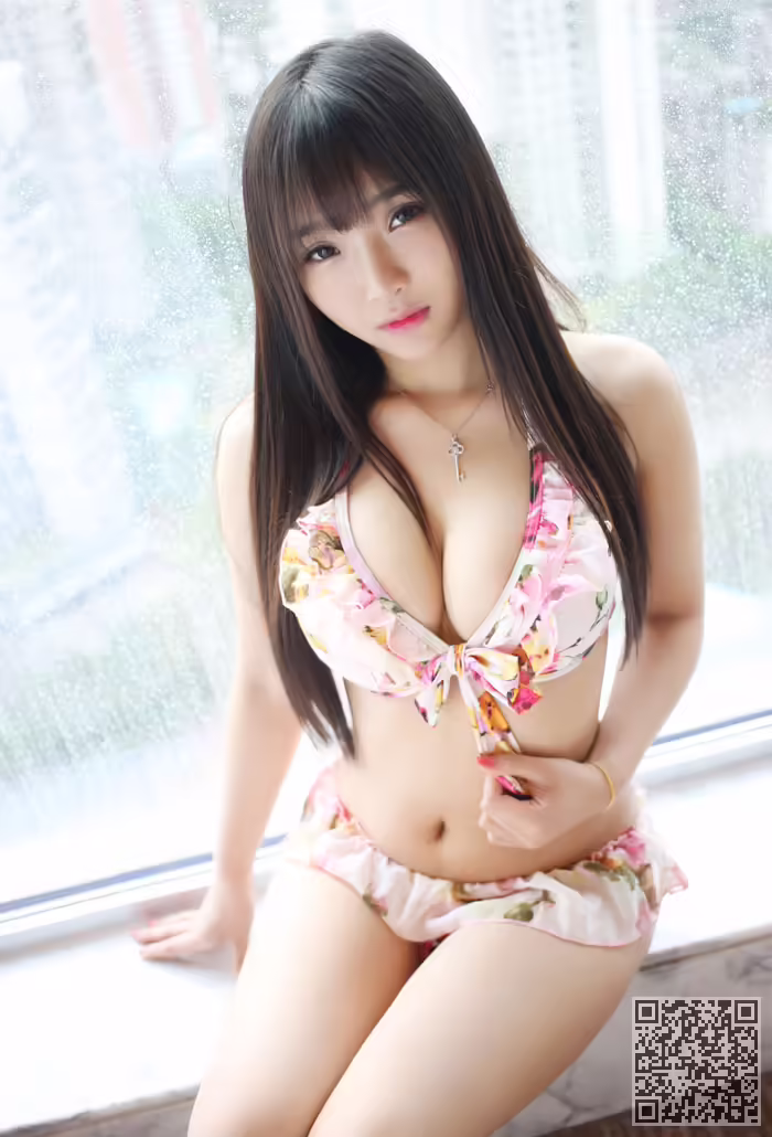 巨乳、夏瑶、比基尼