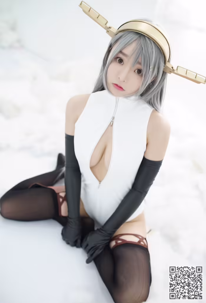 柳侑绮、开胸、泳衣