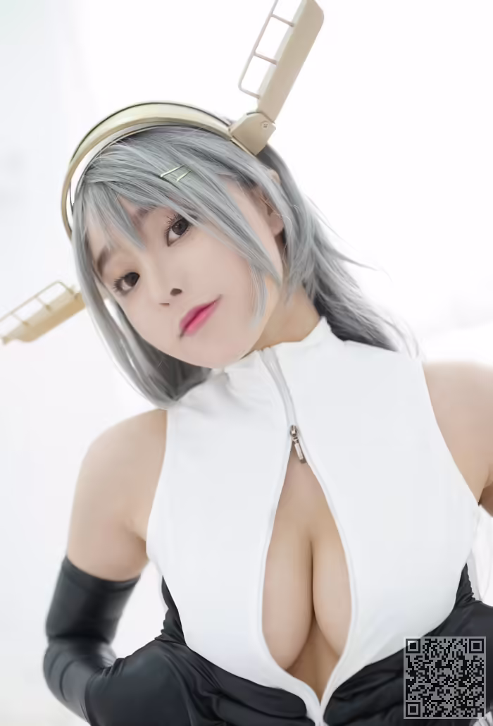 柳侑绮、开胸、泳衣