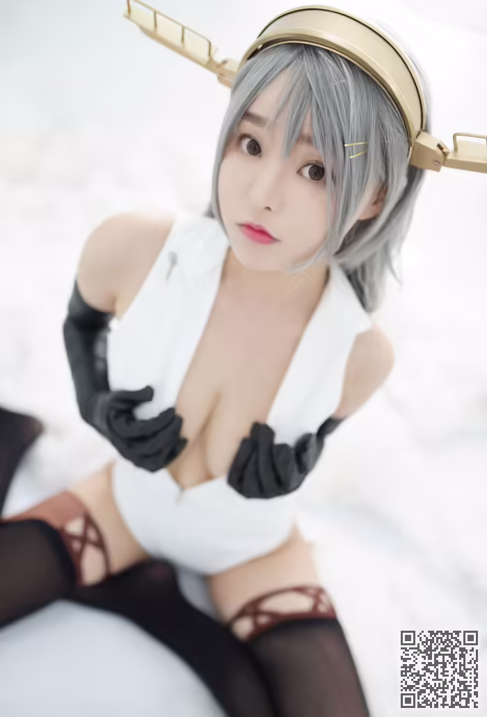 柳侑绮、开胸、泳衣