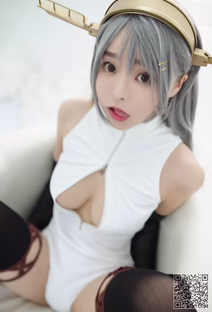 柳侑绮、开胸、泳衣