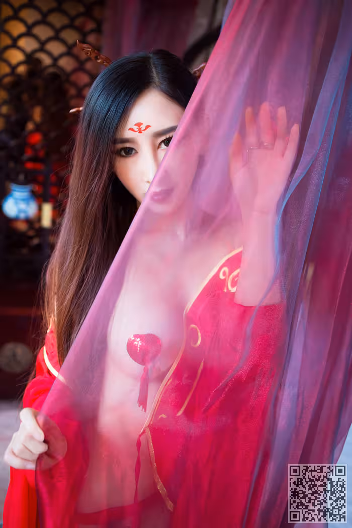 现代东方不败邹晶晶另类性感写真