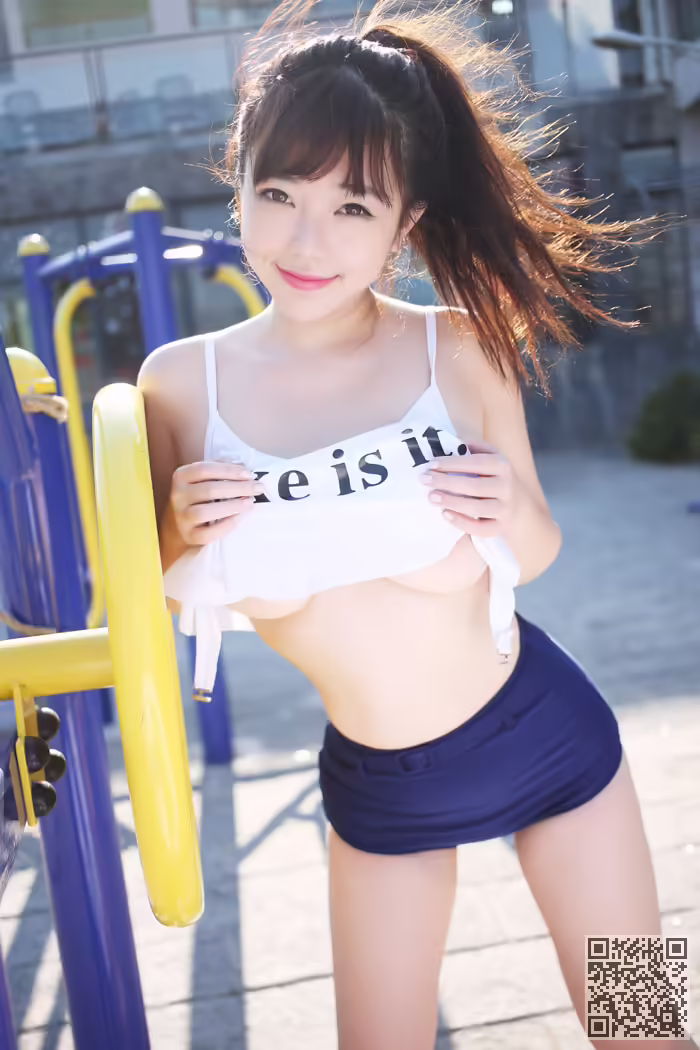 巨胸美女、刘飞儿、艺术