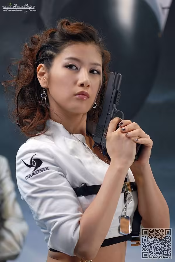 美女、COSPLAY