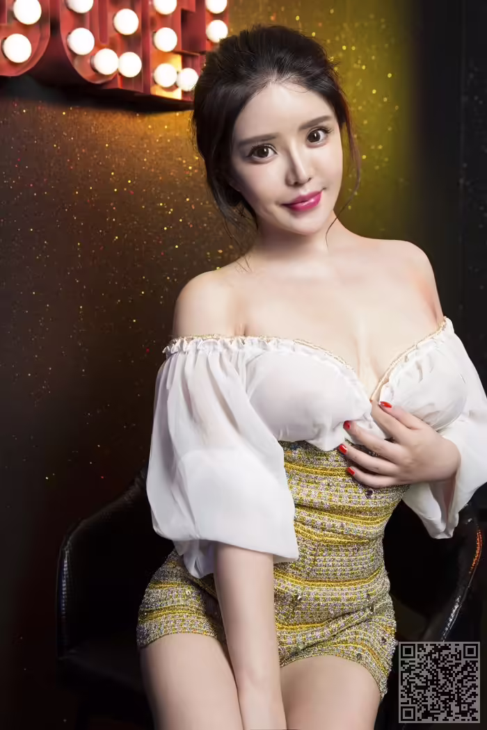 尤果网、乳神、制服