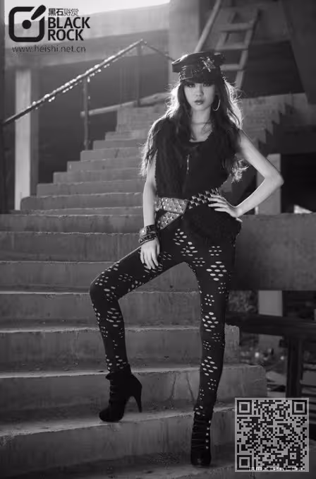 朋克风格的时尚美女