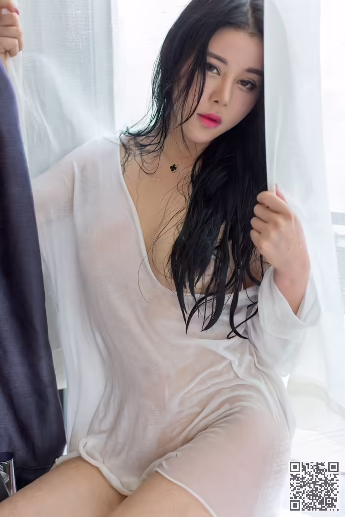 性感妹子、叶佳颐、翘首弄姿