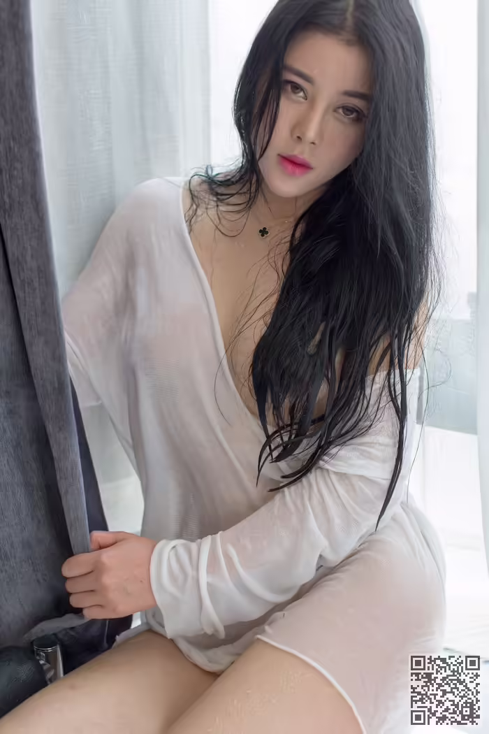 性感妹子、叶佳颐、翘首弄姿