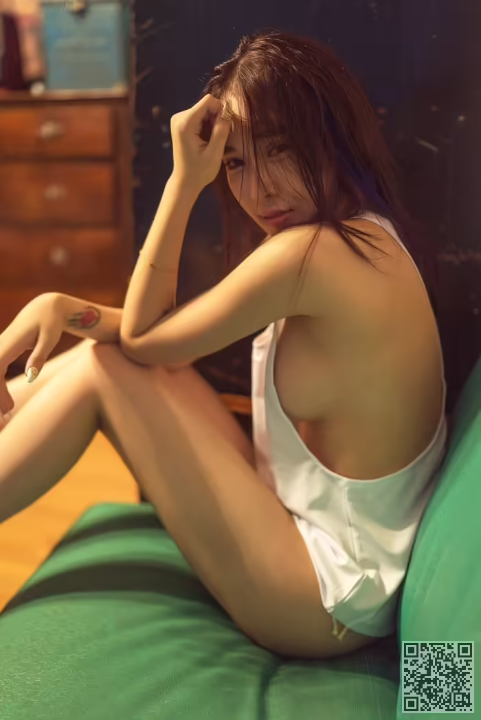 朱唇、美女、大尺度、私房照