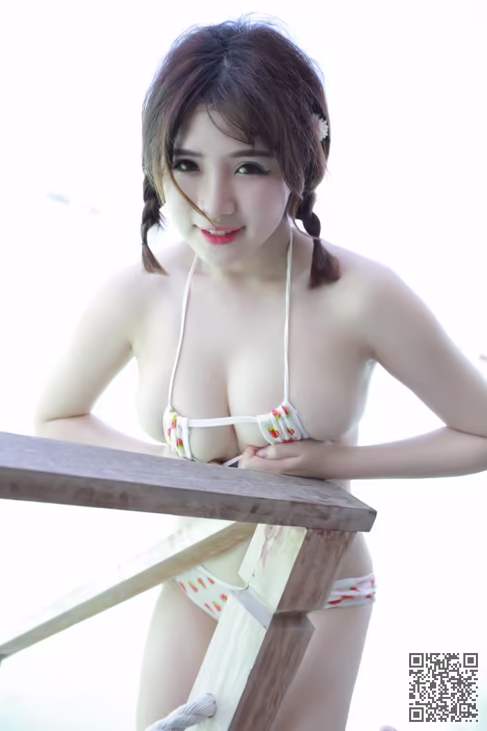美女、比基尼、巨乳