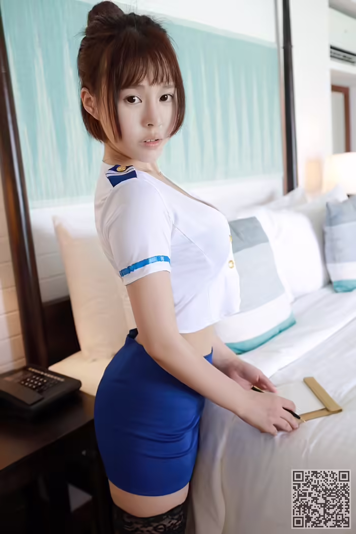 空姐、艾莉、翘臀、制服诱惑