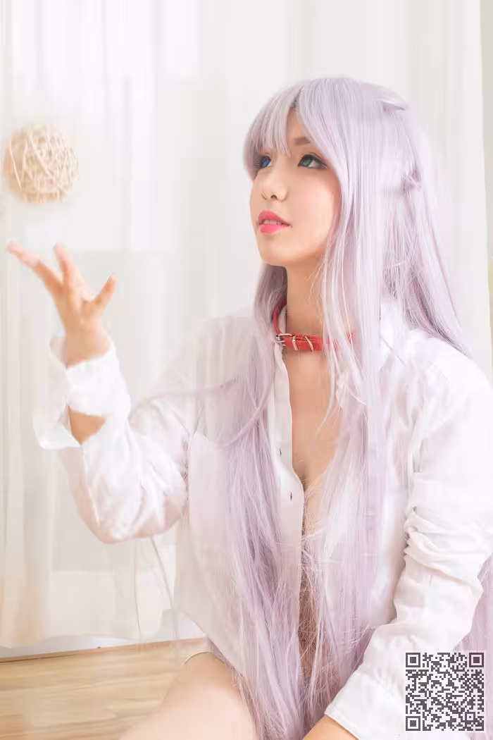 白发魔女禅机mm小身材大凶器诱惑有加
