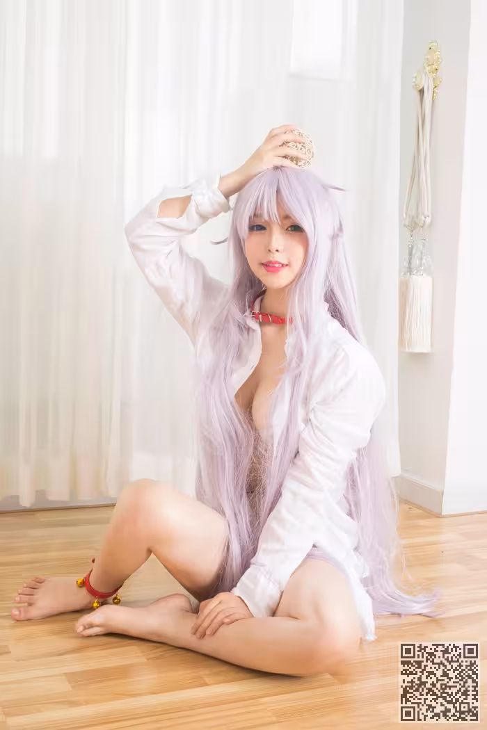 白发魔女禅机mm小身材大凶器诱惑有加