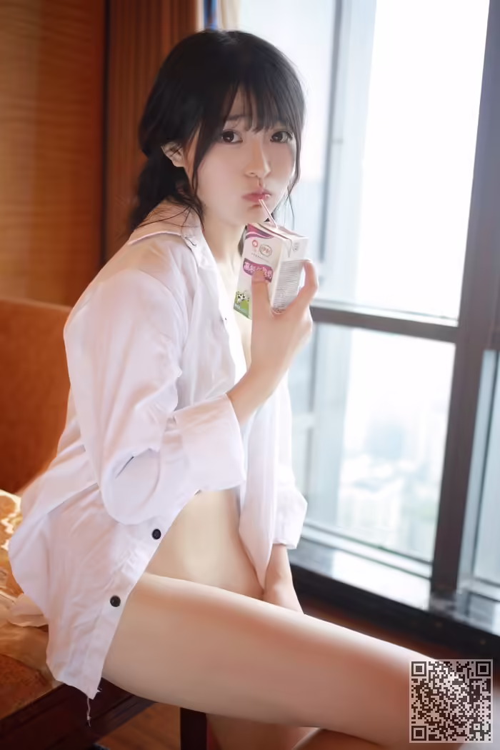 萌妹、伊小七、翘臀、尤物