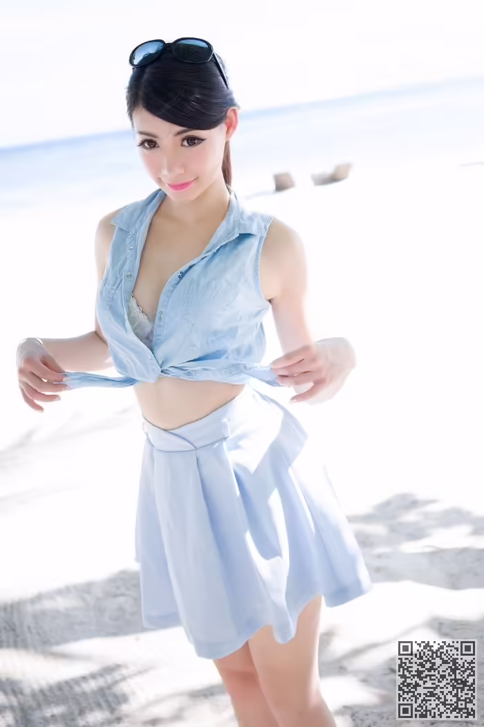 网红、MARA酱、制服诱惑