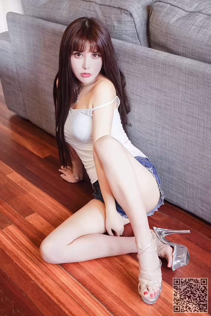 尤物、美熙、搔首弄姿、激凸