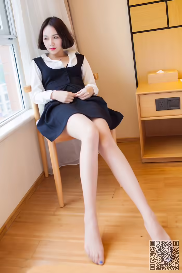 妹子、丁字裤、情趣写真