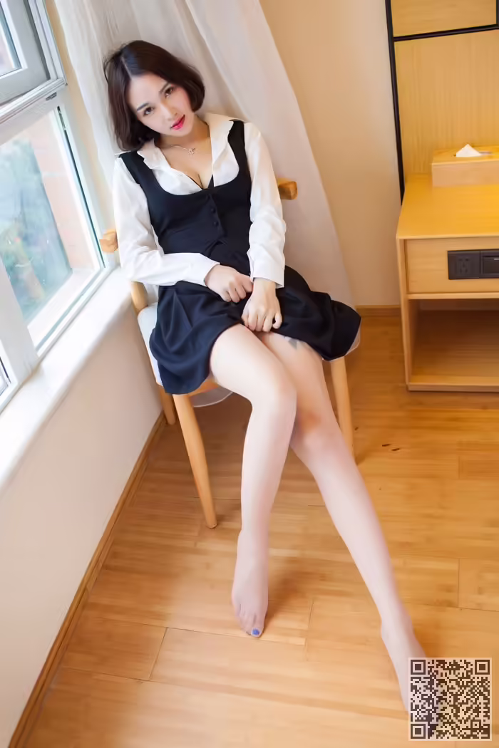 妹子、丁字裤、情趣写真